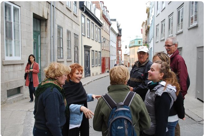 Group of people on a walking tour in Quebec City